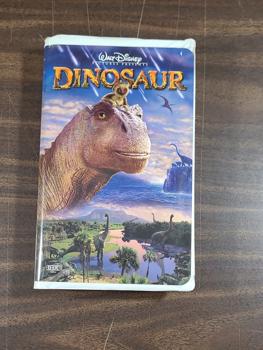 Walt Disney "Dinosaur" VHS Movie - in Clamshell
